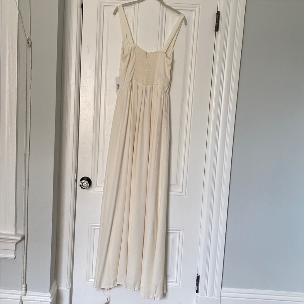 Reformation Hollyhock in Ivory - Picture 9 of 11